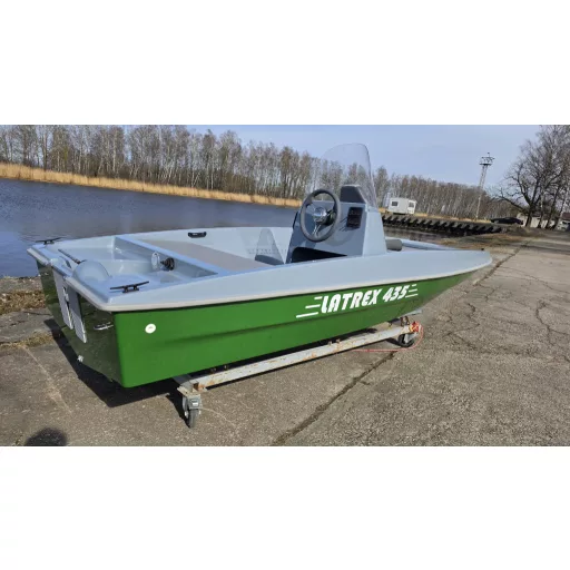 Motorboot Latrex 435