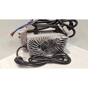 He-Li C300 Lithium-Batterie ladegerät 24V 10A