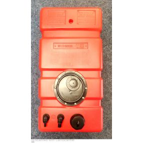 Kraftstofftank kann eingebaut werden 32 Liter 50x35x22+5