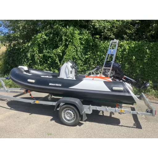 Dawn Marine RIB BOOT 390C schwarz und weiß