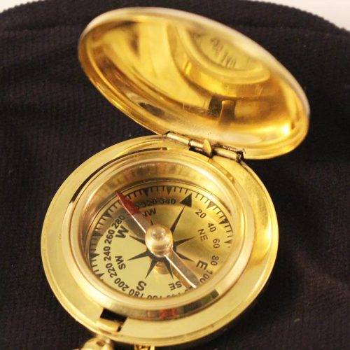 Kompass in Tasche mit Kette Kupfer 4,5 cm