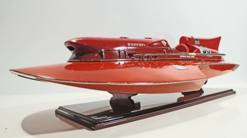 Ferrari Wasserflugzeug Boot Modell 