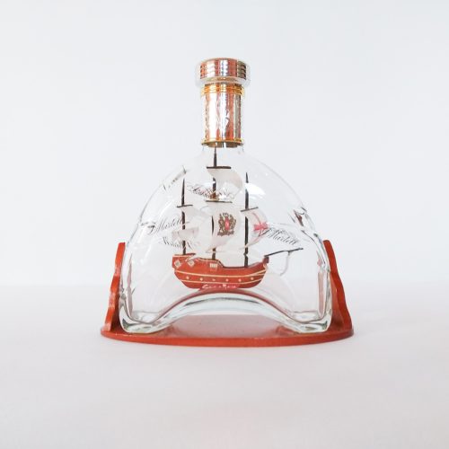 Santa Maria Segelboot Modell in Martell Flasche 